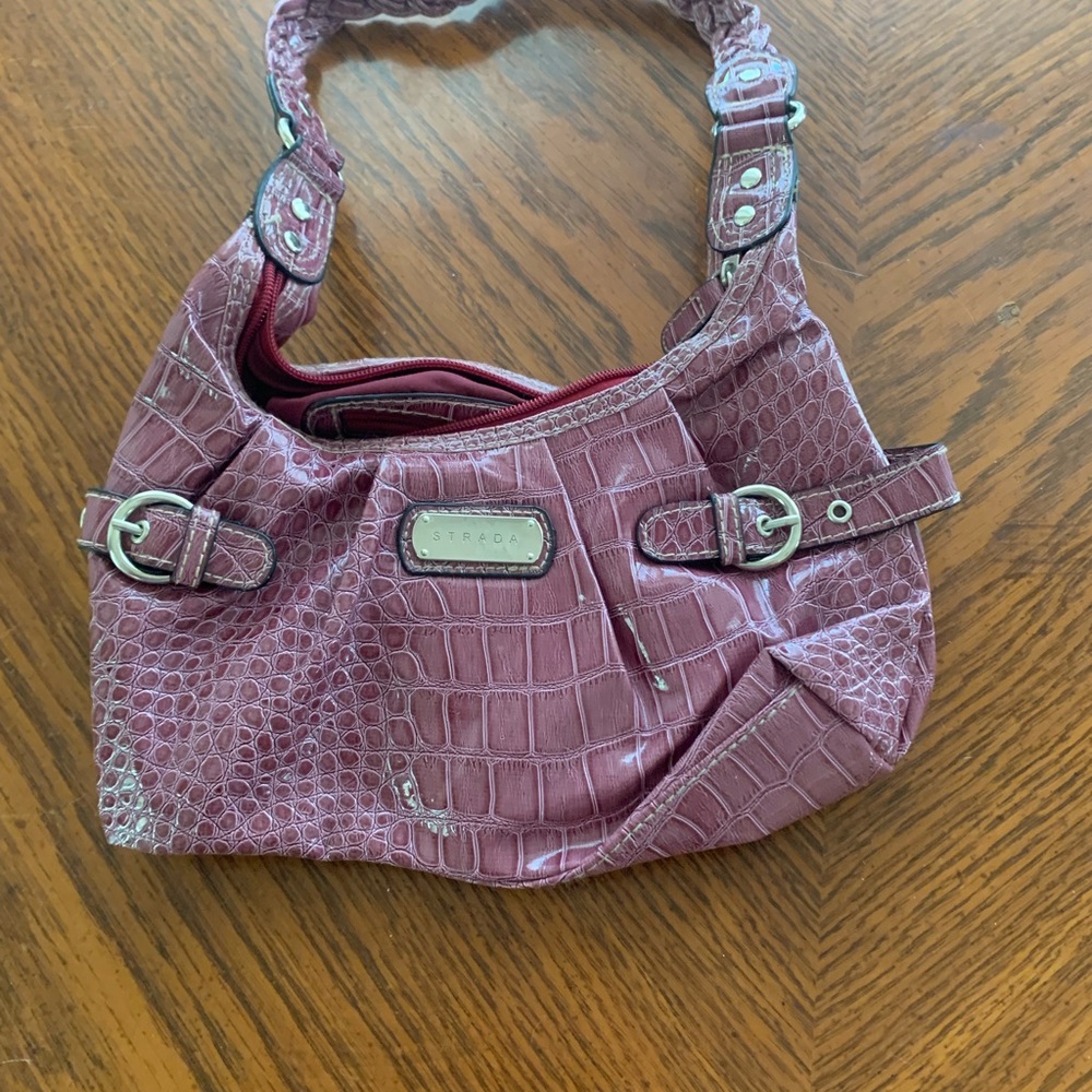 Cute light purple shoulder bag